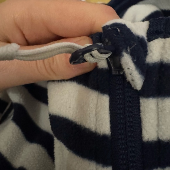 HELLY HANSEN  WOMEN BYKLE GRAPHIC FLEECE STRIPED BLUE AND WHITE - M - Picture 10 of 11